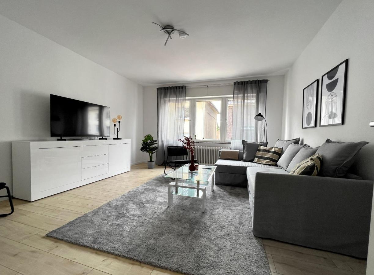 One Bed And One Sofa Bed, Self Check In, Invoice Apartamento Mönchengladbach Exterior foto