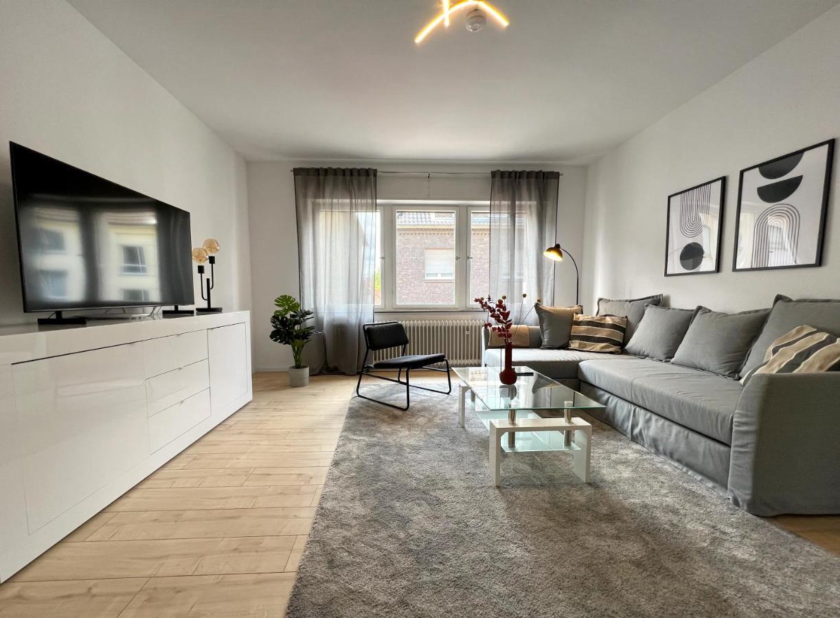 One Bed And One Sofa Bed, Self Check In, Invoice Apartamento Mönchengladbach Exterior foto